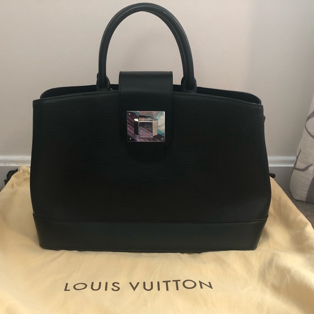 Louis Vuitton Epi black leather bag